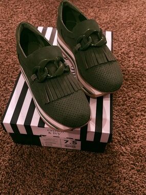 Crown & Ivy Platform Shoe